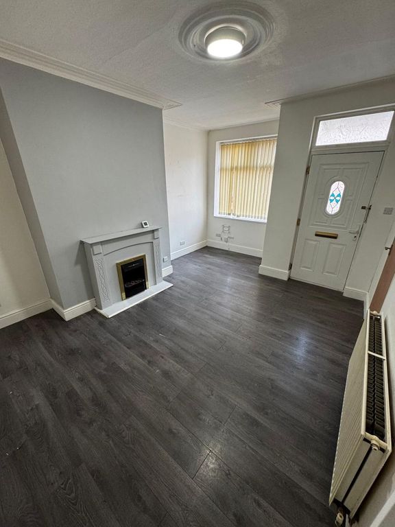 Property photo 2 of 5 Photo 2