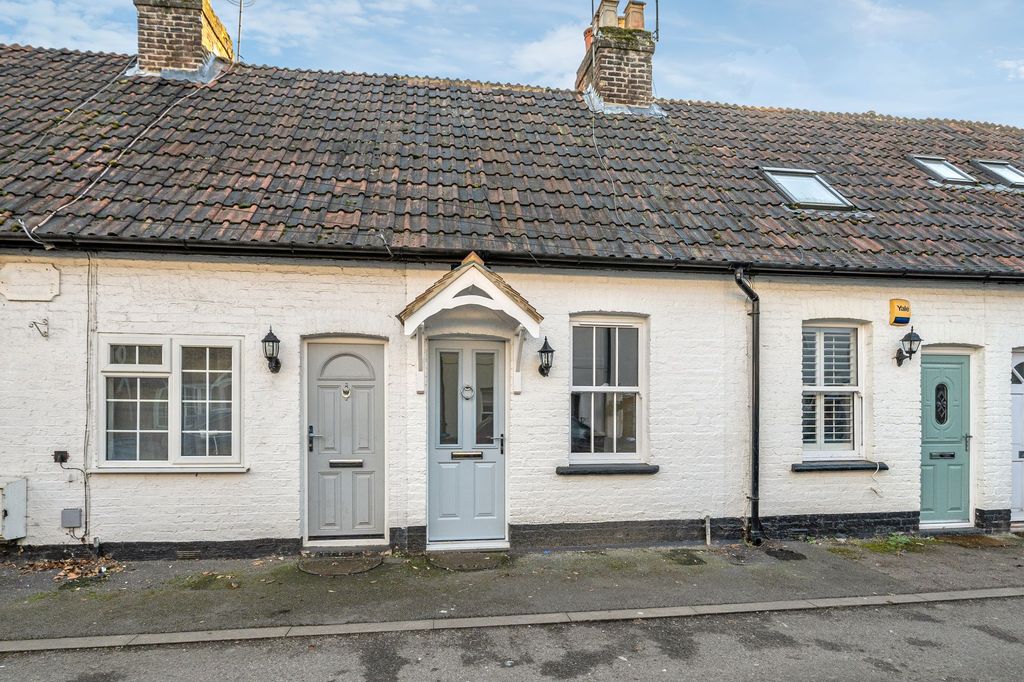 Property photo 1 of 7