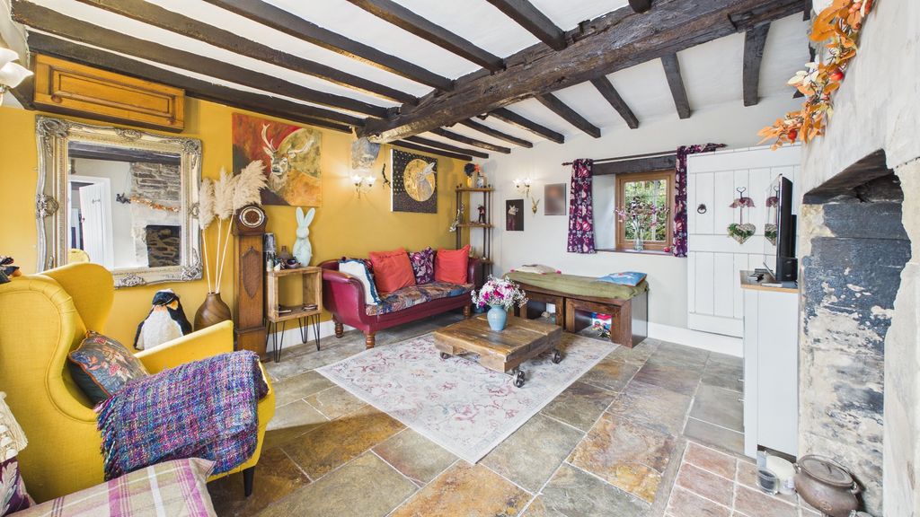 Property photo 2 of 41 5561192