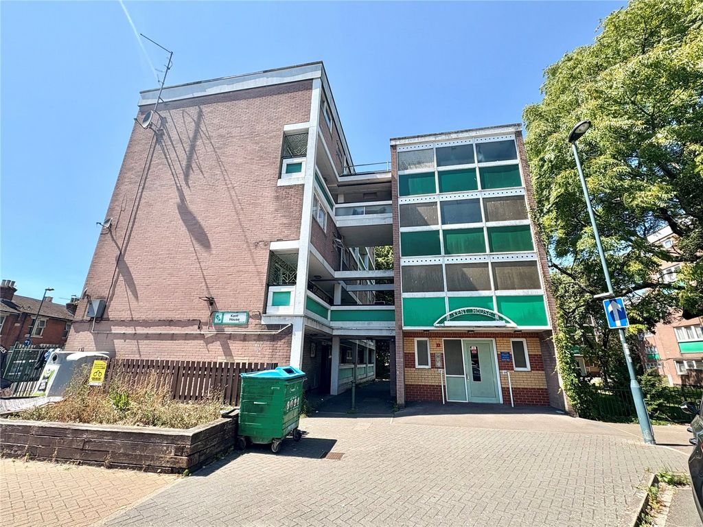 Property photo 1 of 1 Picture No. 04