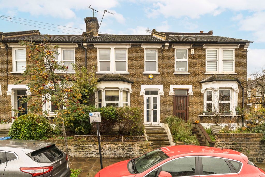 Property photo 1 of 7