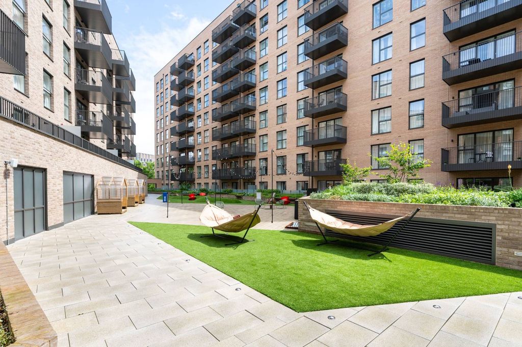 Property photo 3 of 30