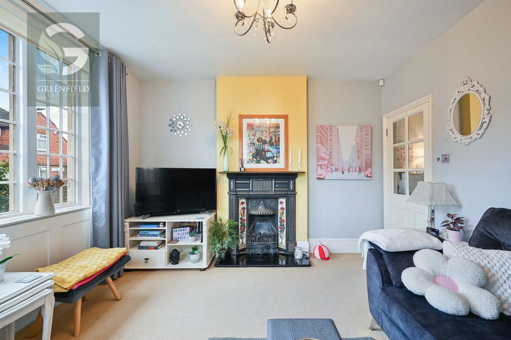 Property photo 3 of 17