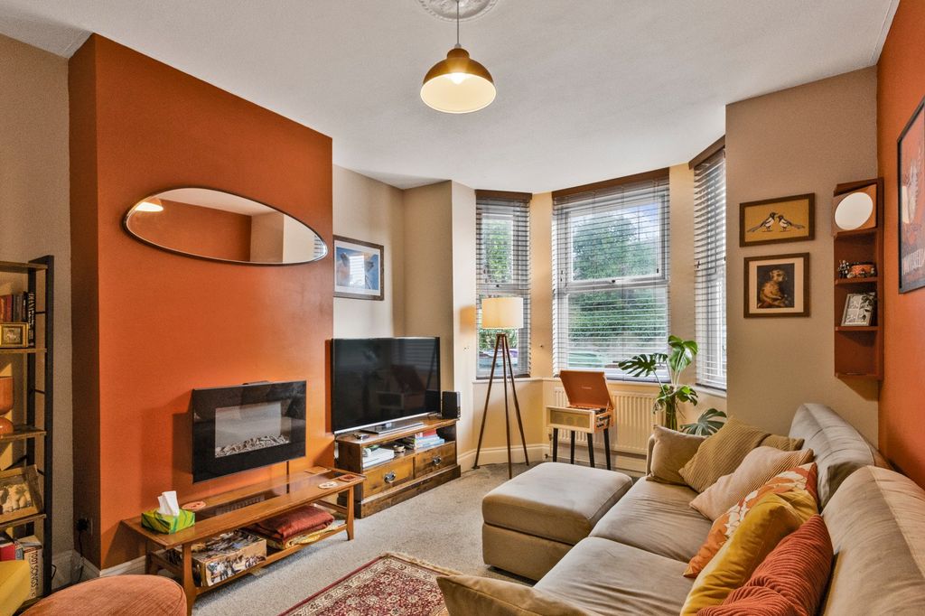 Property photo 3 of 16 Living Room