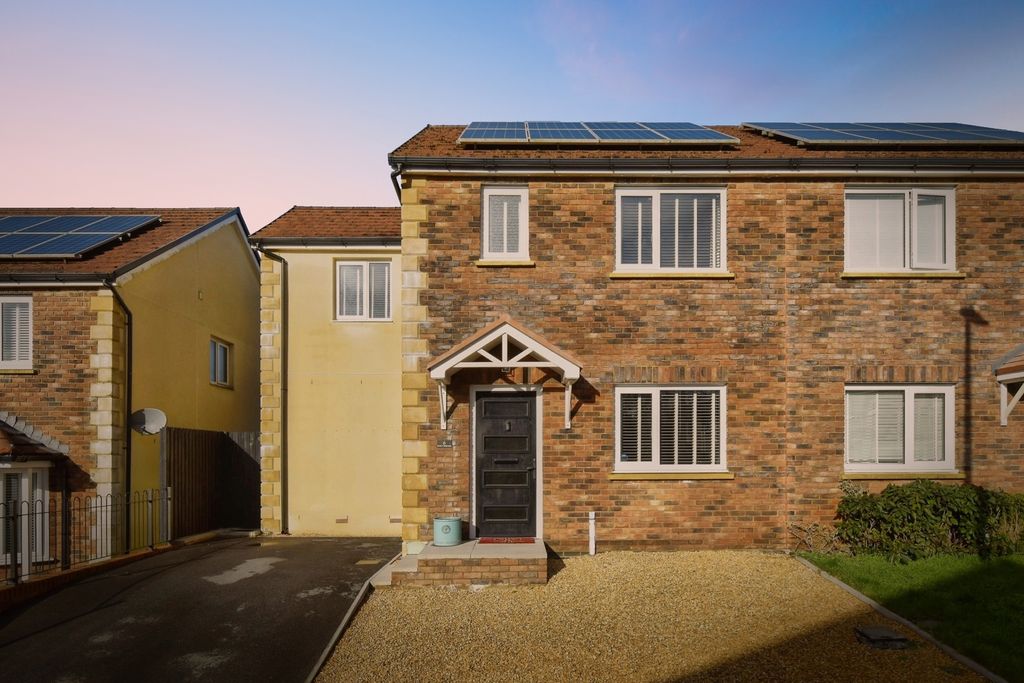 Property photo 1 of 21 Pbox-Img.Jpg