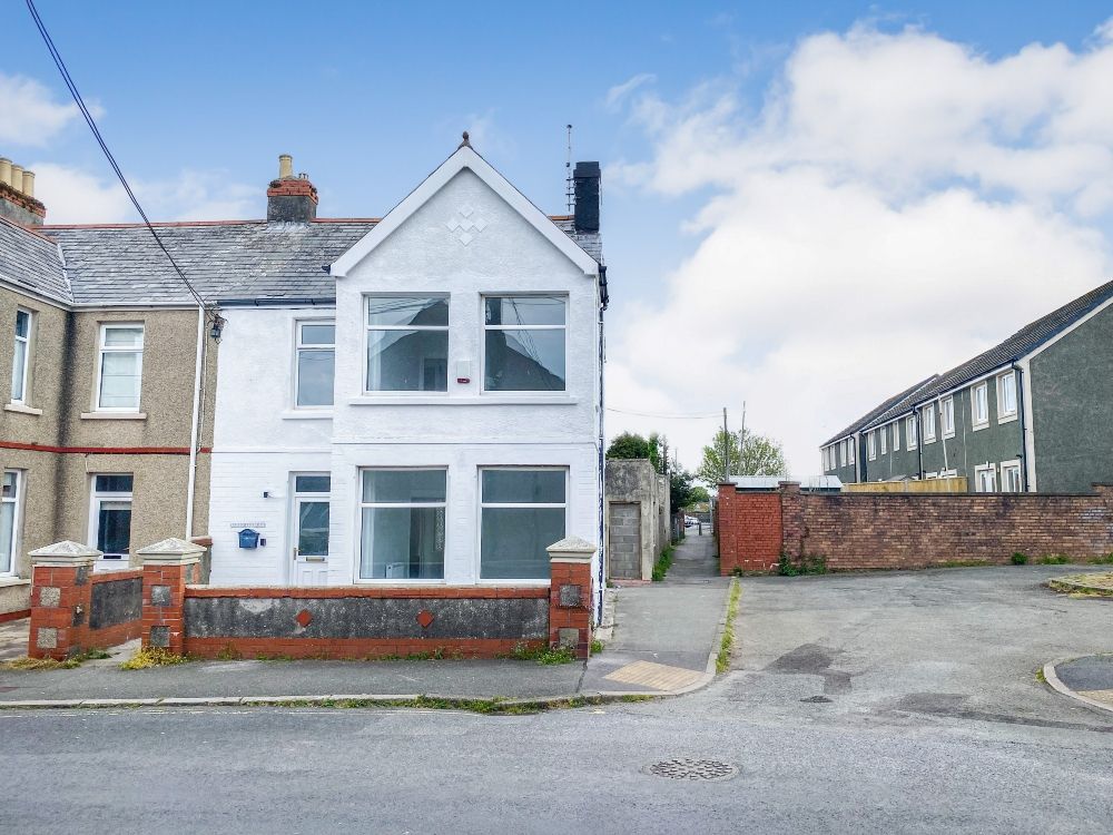 Property photo 1 of 22