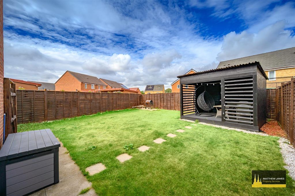 Property photo 2 of 17 Rear Garden