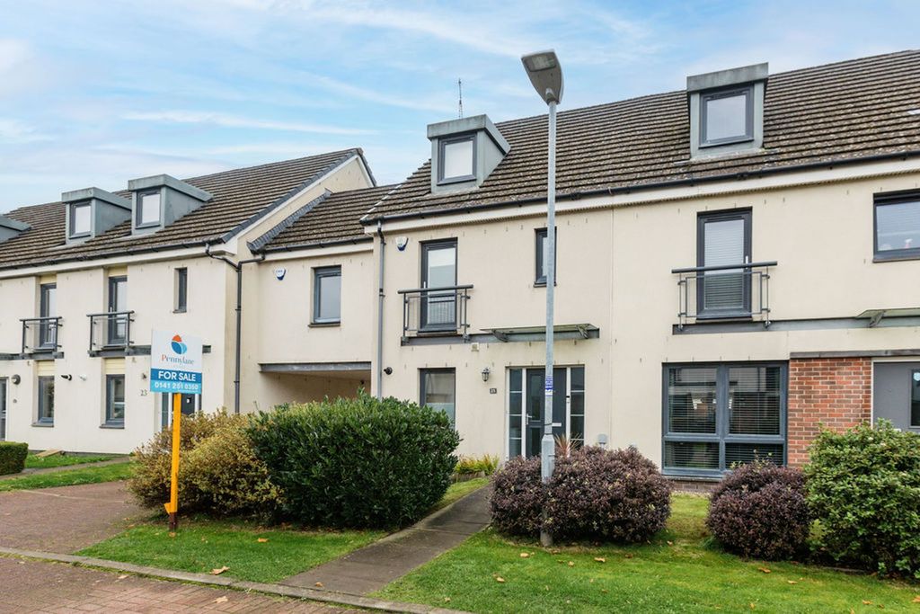 Property photo 1 of 27