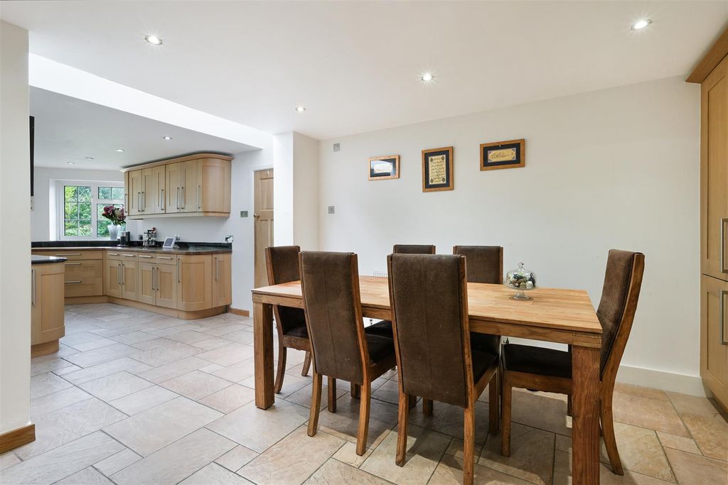 Additional image 4 of 5 bed detached house for saleHollymead Road, Chipstead, Coulsdon CR5