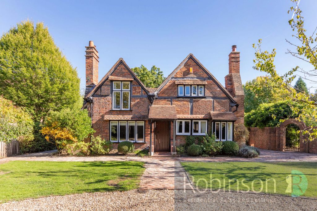 Property photo 1 of 18 St Marys Cottage-3