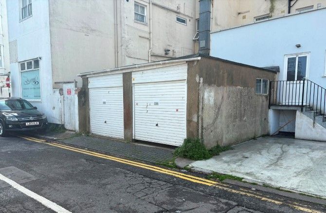 Property photo 2 of 4