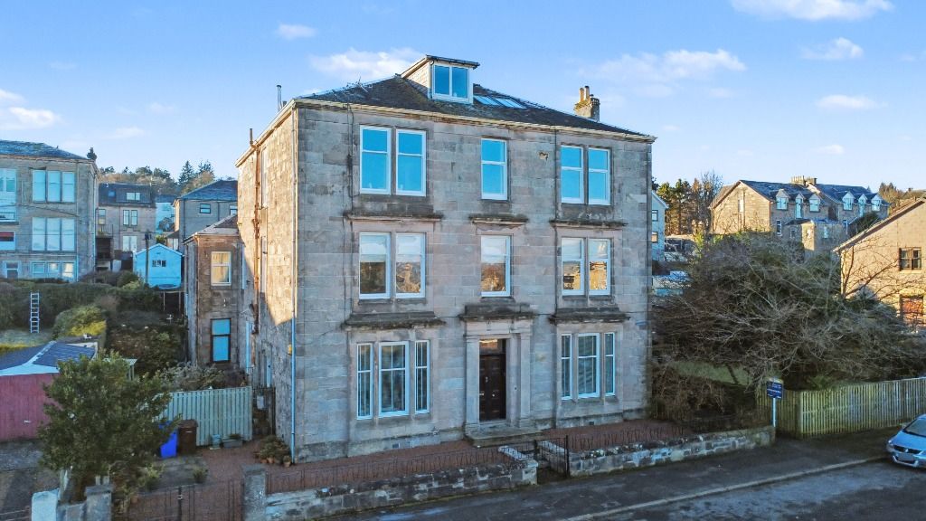 Property photo 2 of 16