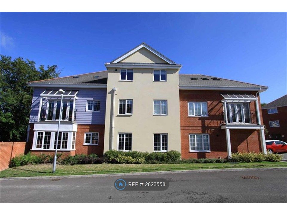 Property photo 2 of 12 Front Exterior