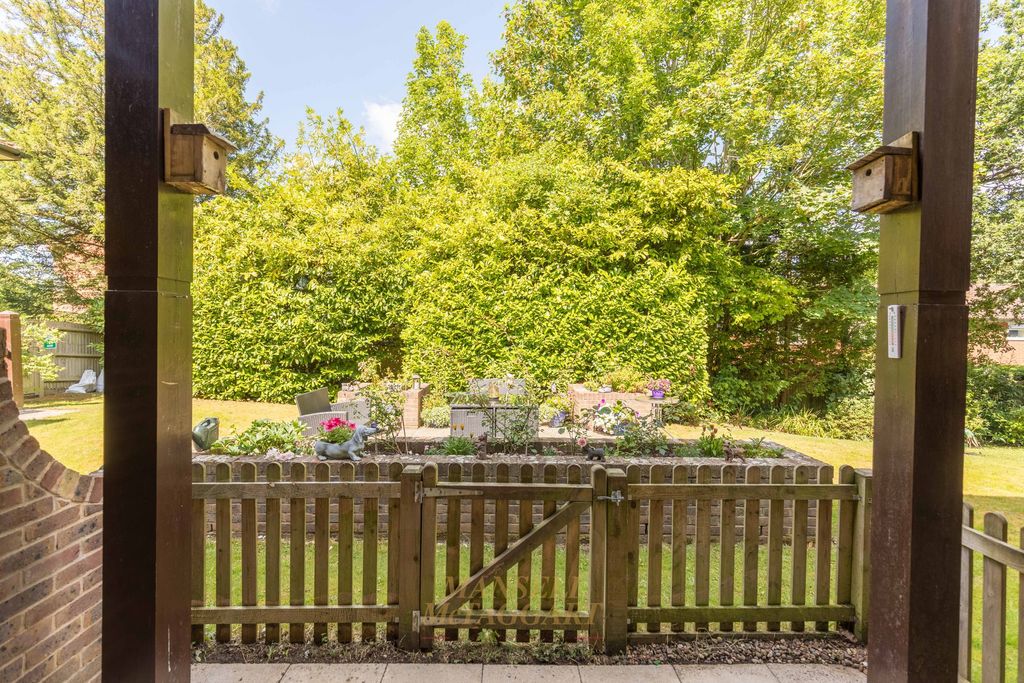 Property photo 2 of 18