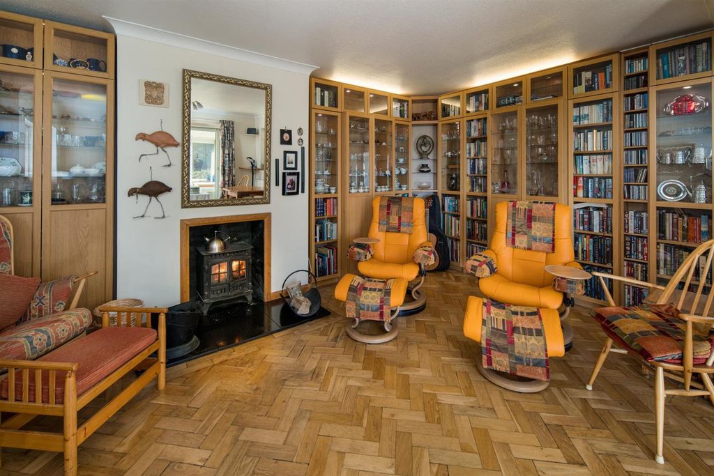 Property photo 3 of 26 Open Plan Living Room