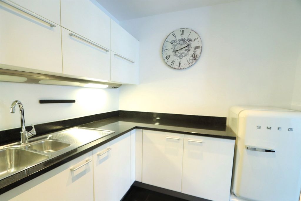 Property photo 3 of 12 Picture No. 10