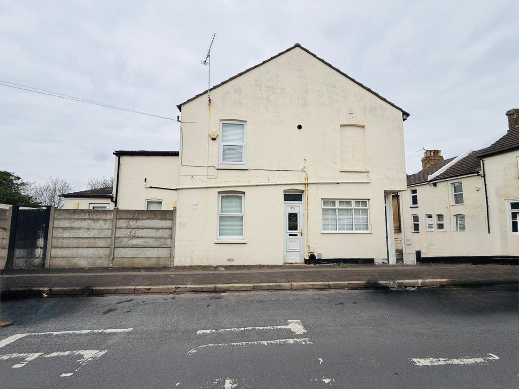 Property photo 1 of 6 3107872