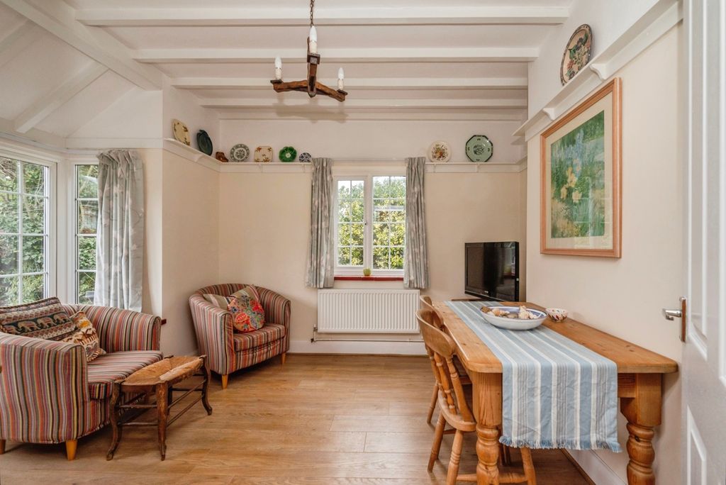 Property photo 2 of 16 Pbox-Img.Jpg