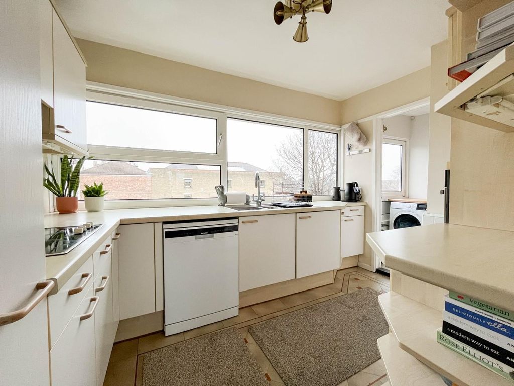 Property photo 3 of 16 Img_0147-2.Jpg