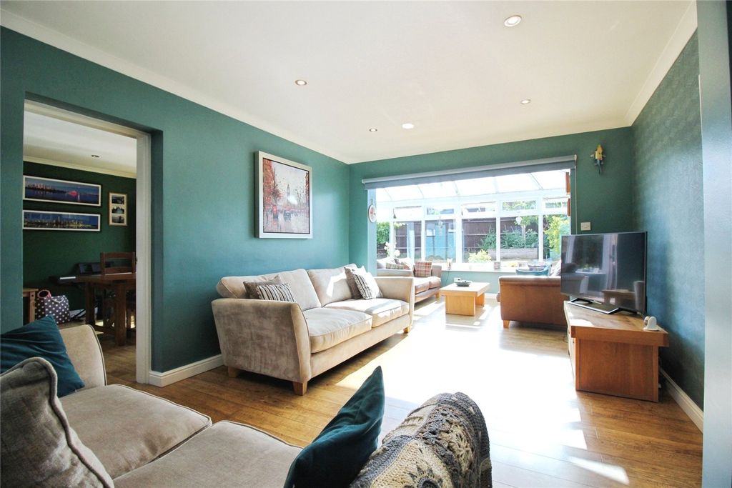 Property photo 3 of 16 Picture No. 09