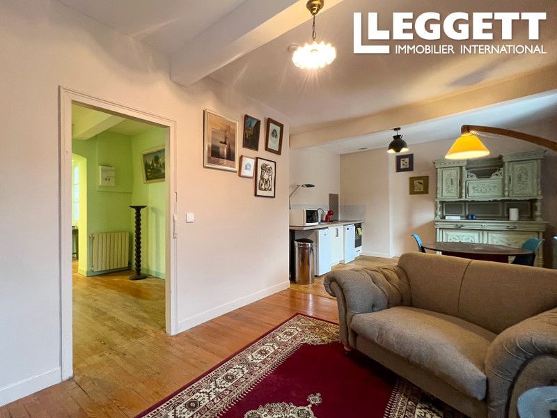 Property photo 3 of 10