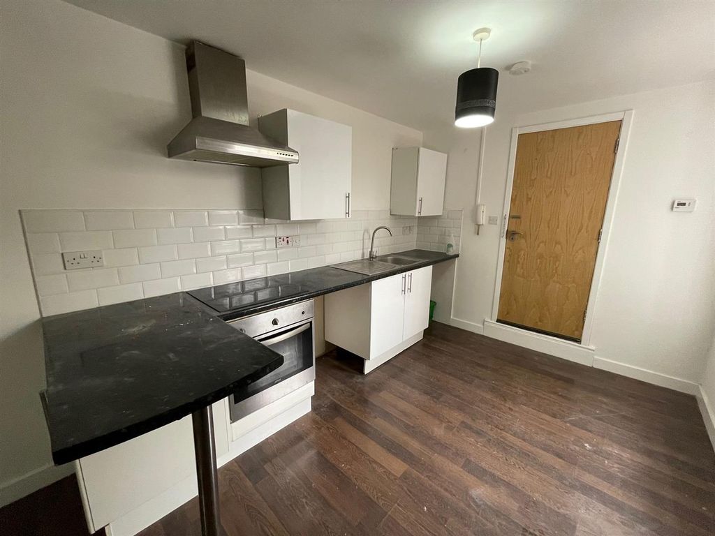 Property photo 3 of 9 4.Jpg