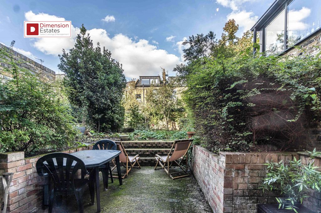 Property photo 3 of 6