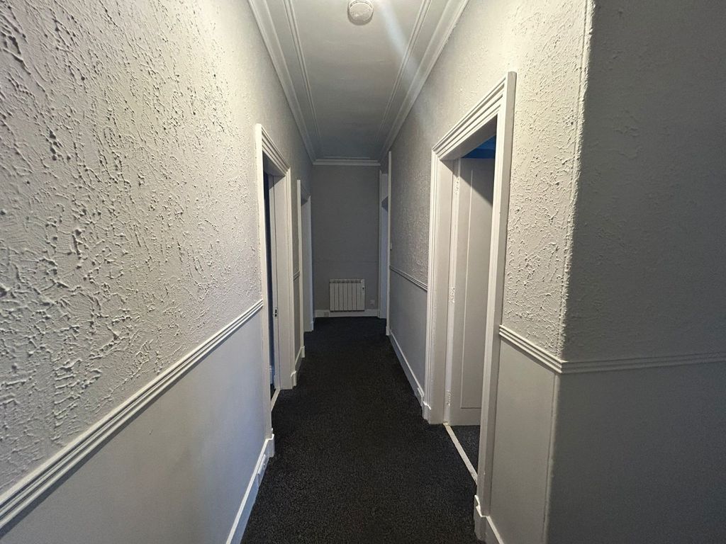 Property photo 3 of 7 Photo 3