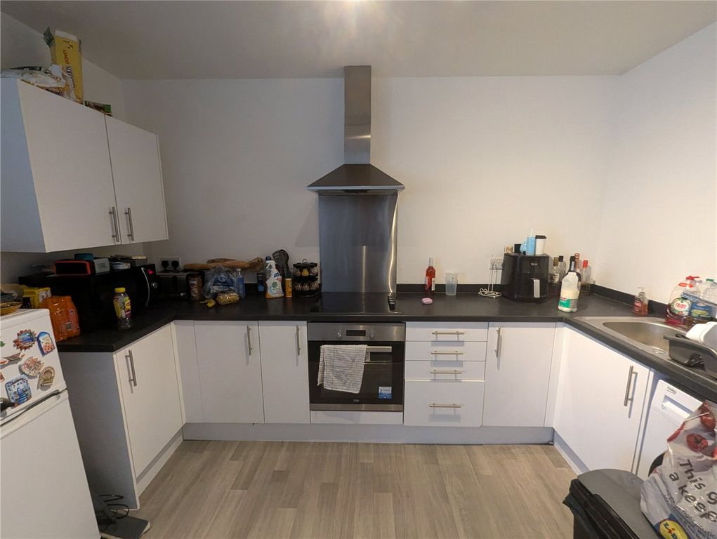 Property photo 2 of 8 Picture No. 09