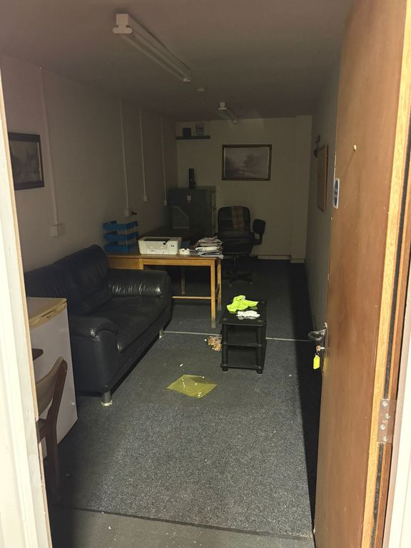 Property photo 1 of 1