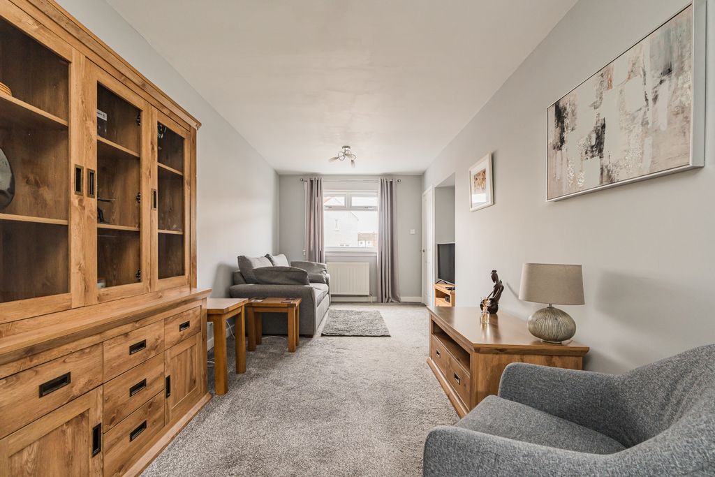 Property photo 3 of 19 Property Image 3