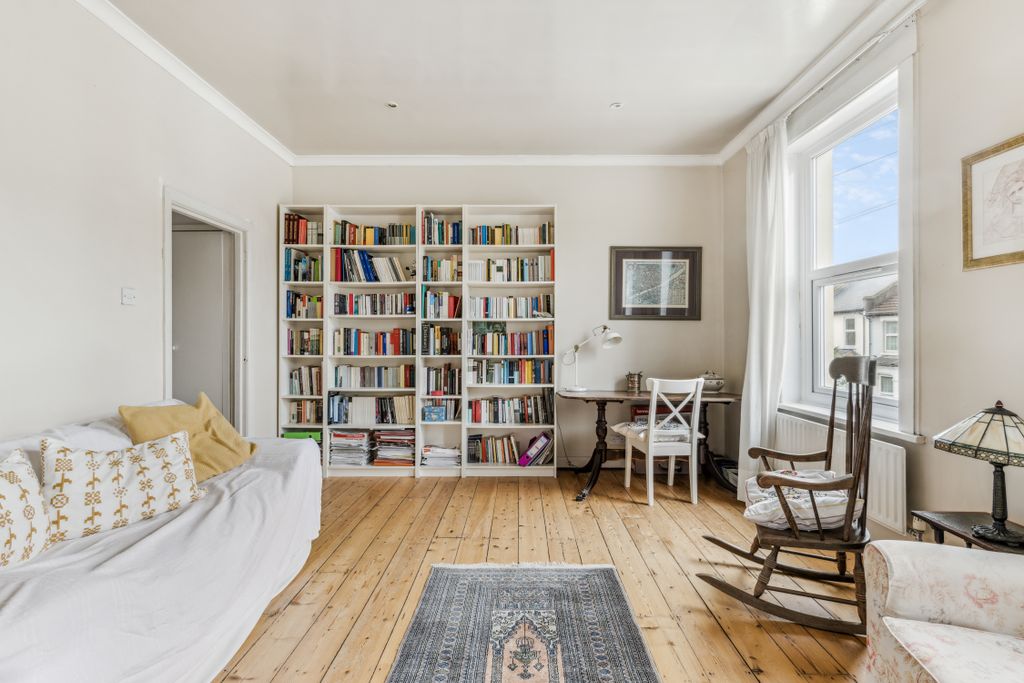 Property photo 1 of 12 1