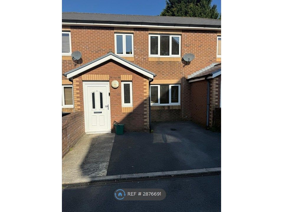 Property photo 1 of 2