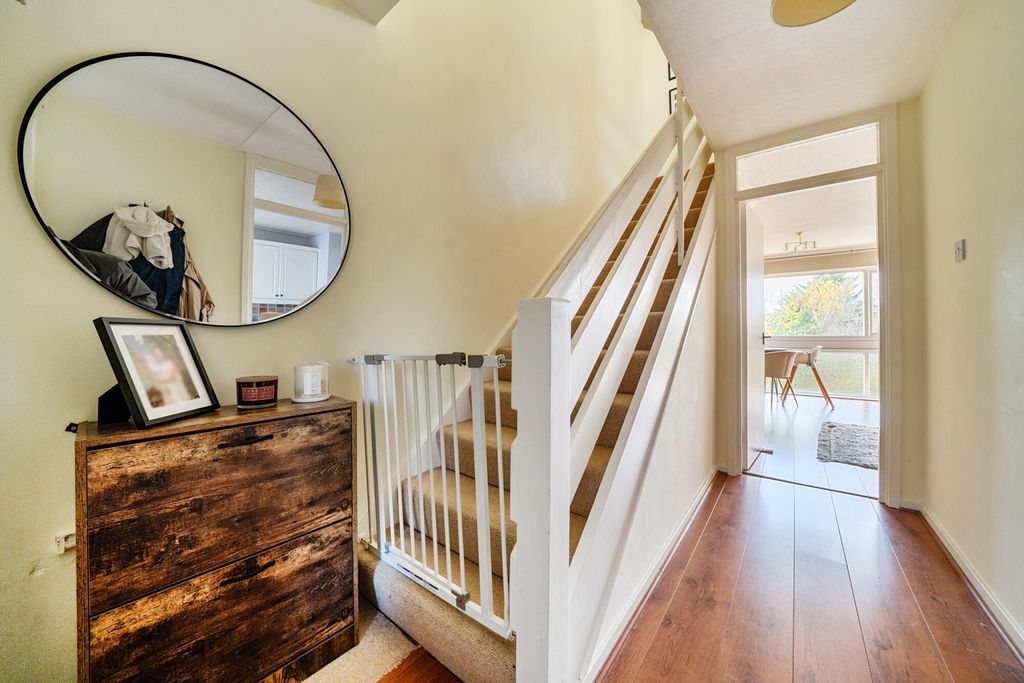 Property photo 3 of 19 Hallway