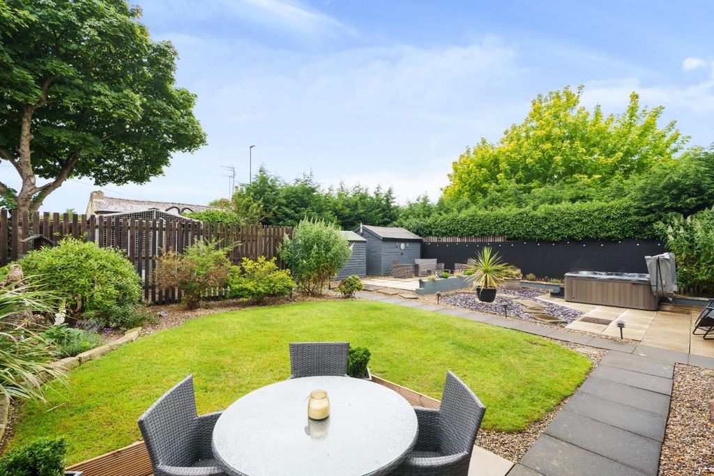 Property photo 1 of 14 989807 (10).Jpg