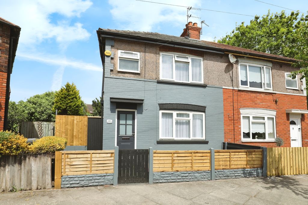 Property photo 1 of 14