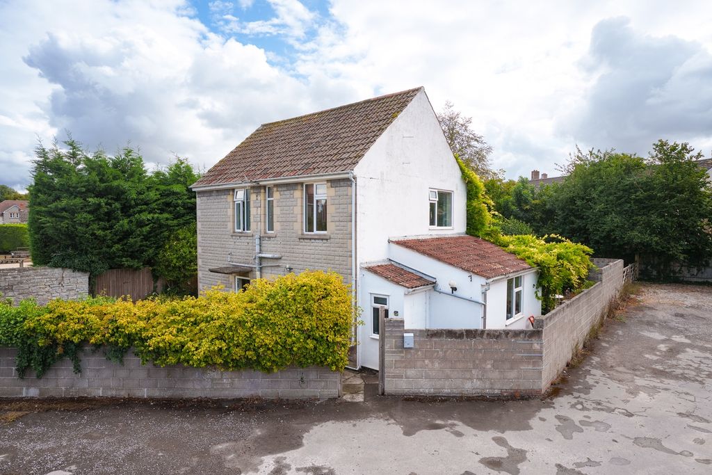 Property photo 1 of 20 5216530