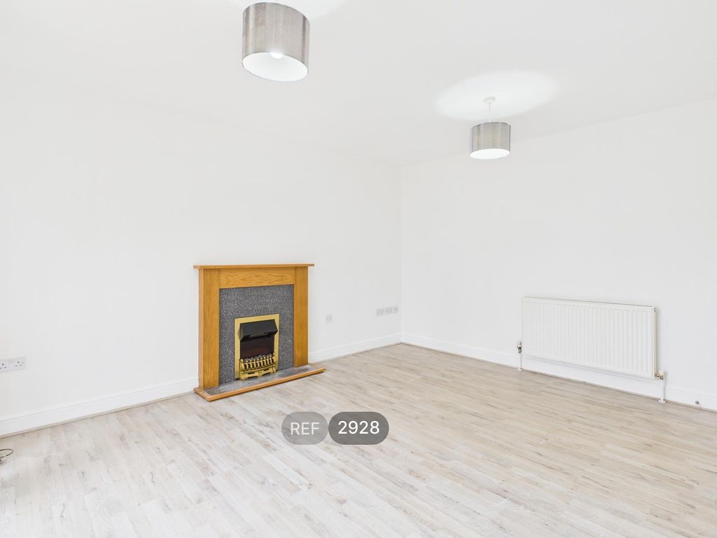 Property photo 3 of 22 Living Room