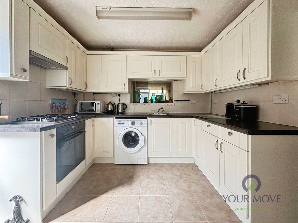 Property photo 3 of 19 Picture No. 18