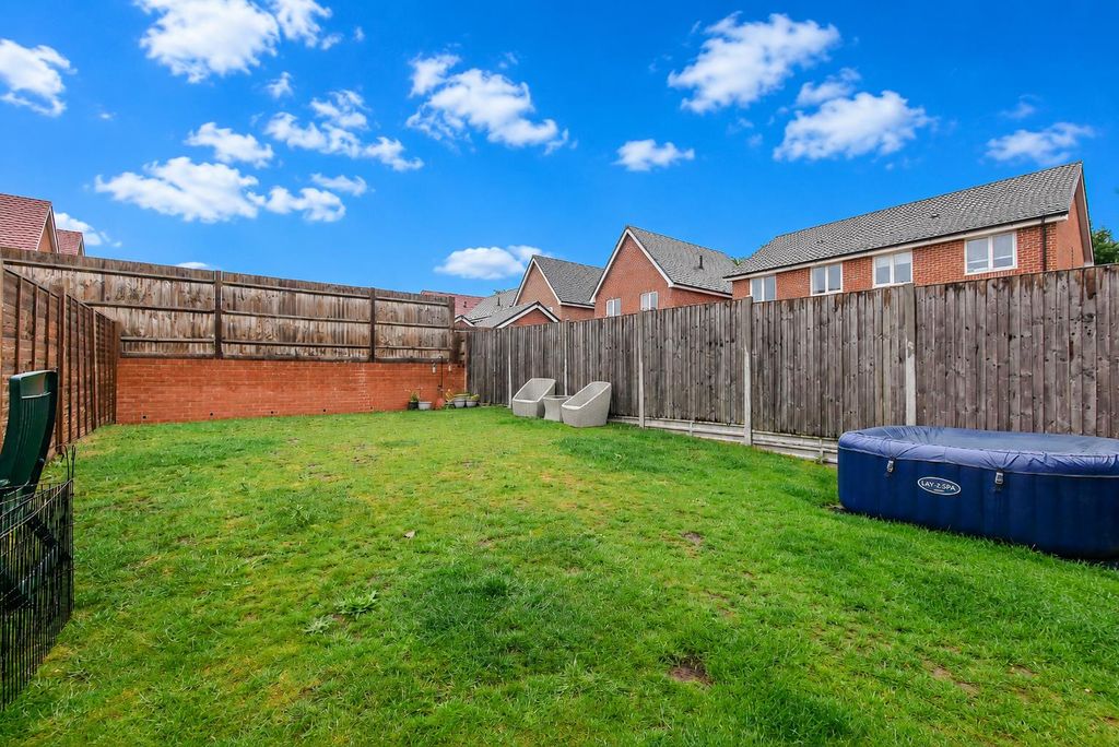 Property photo 2 of 14 Rear Garden