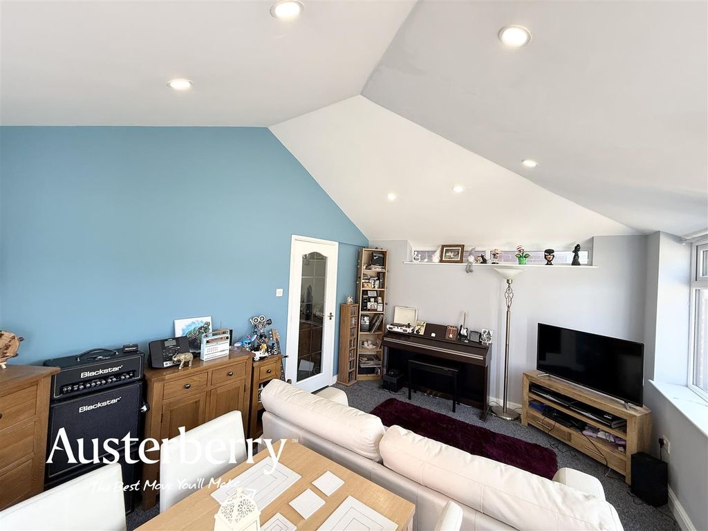 Property photo 3 of 16 Img_0200.Jpg