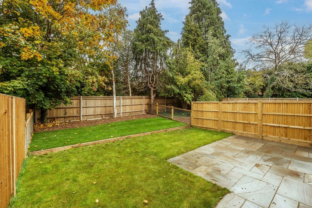 Property photo 2 of 22