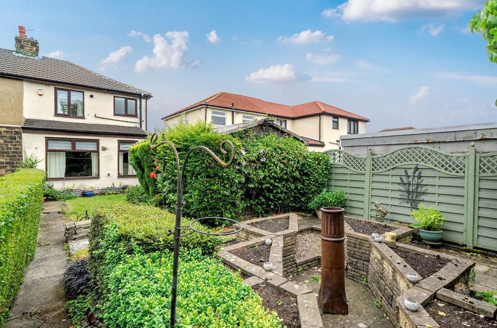Property photo 2 of 15 1315590-14-685A8E...