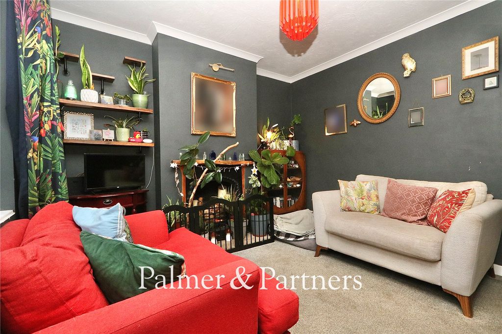 Property photo 2 of 17 Picture No. 05