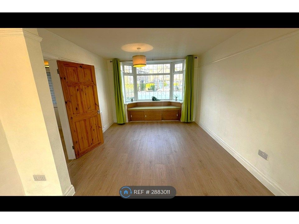 Property photo 1 of 35