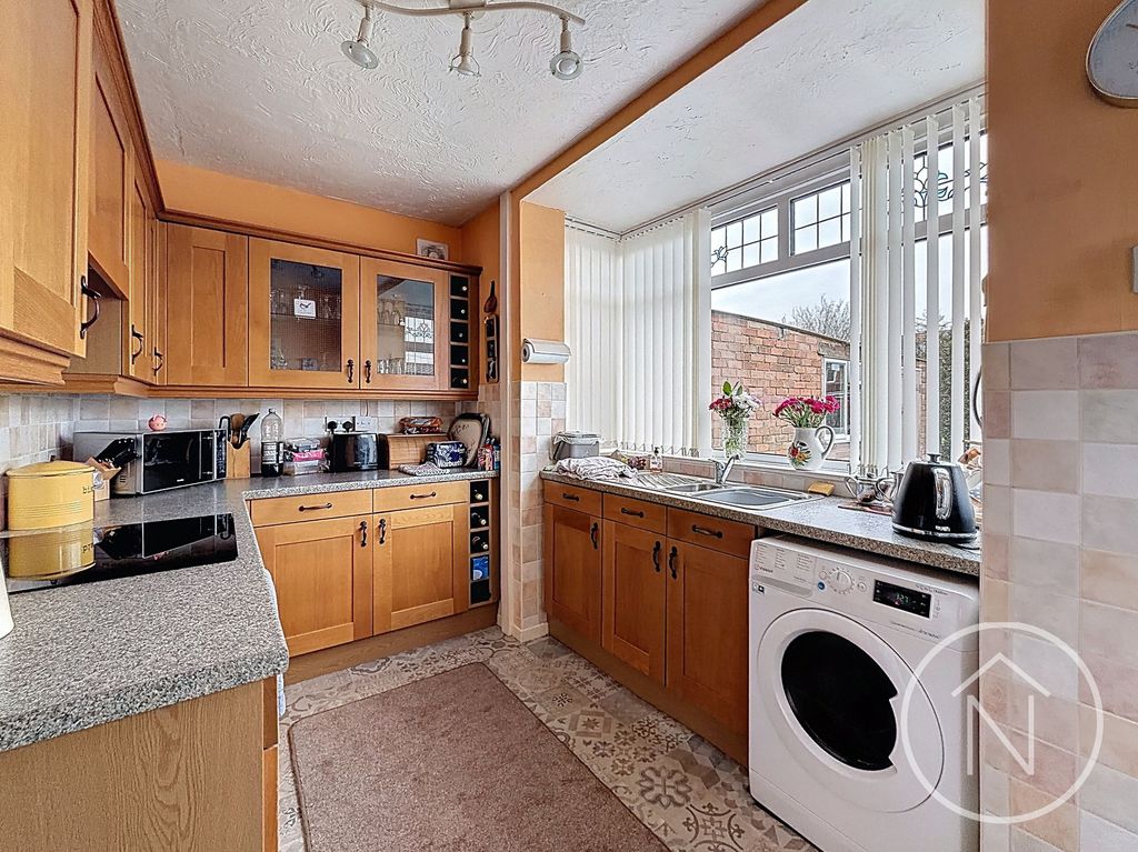 Property photo 3 of 13