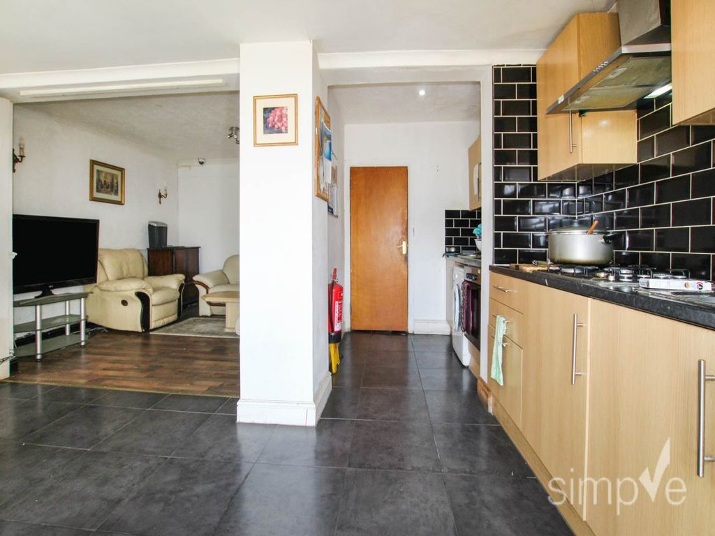 Property photo 2 of 13 Img_4866