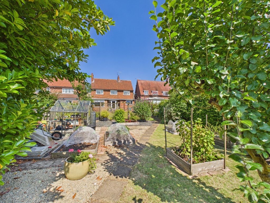Property photo 2 of 32 5242286