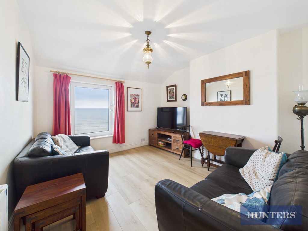 Property photo 2 of 17 Living Room