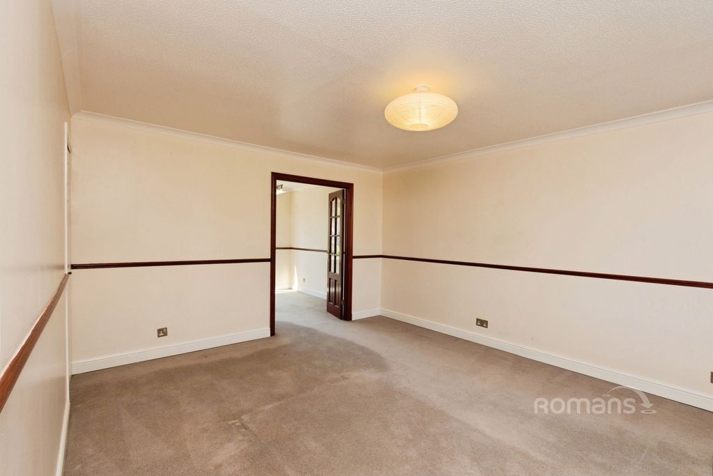 Property photo 2 of 10 Pbox-Img.Jpg